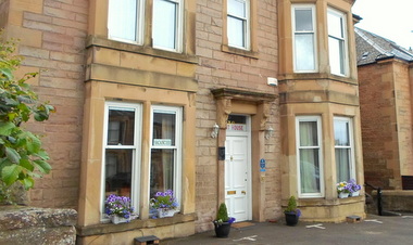 Front view Brae Lodge Guest House