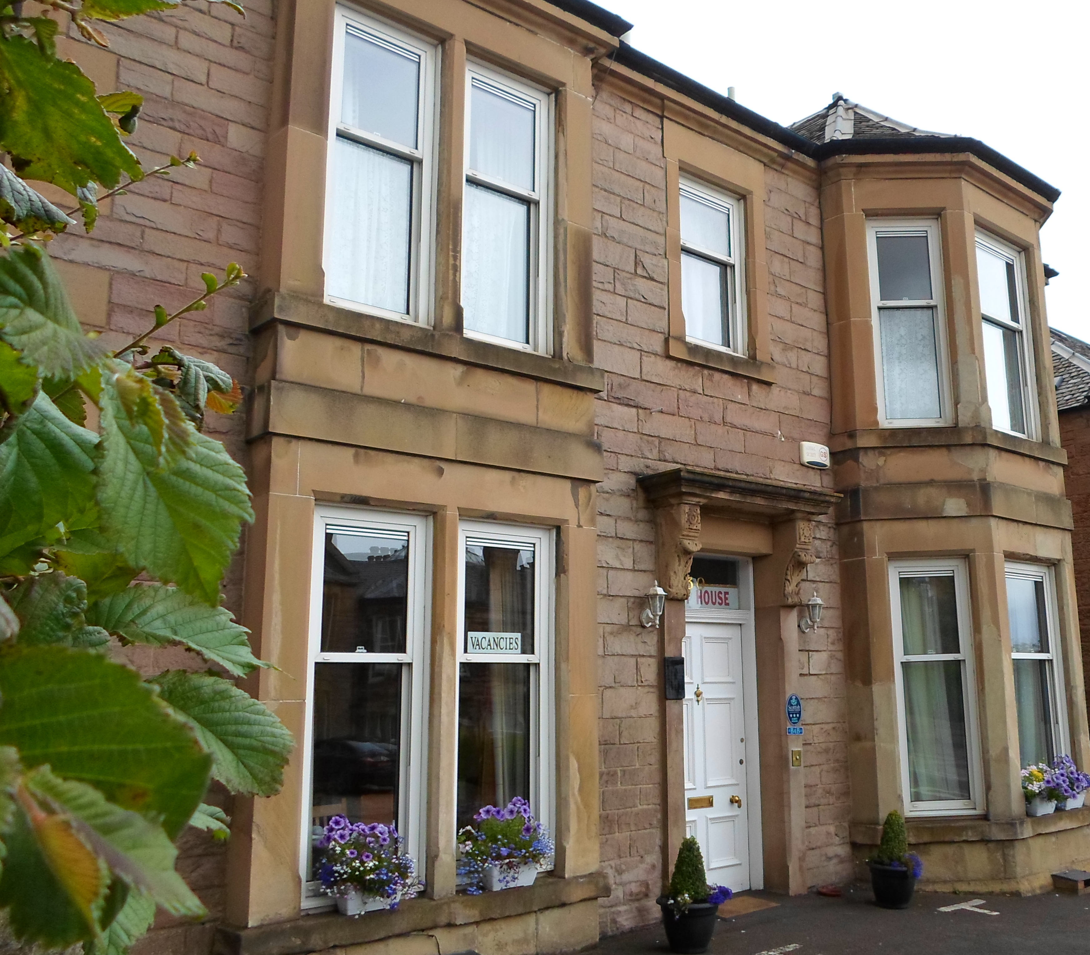 Front view Brae Lodge Guest House